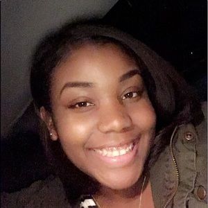 Meet your Posher, Dani